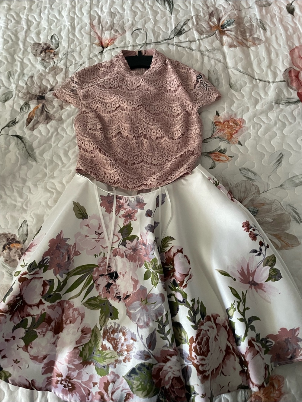 City Studio Pink Lace Top with White Floral Skirt